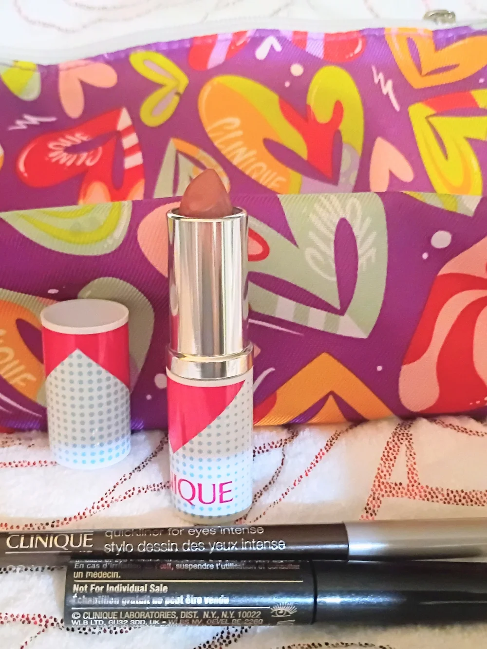 Clinique Pink Floral Highlight & Lip Set - Pink